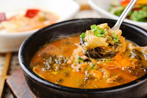 6 Best Soup Places in Maine!