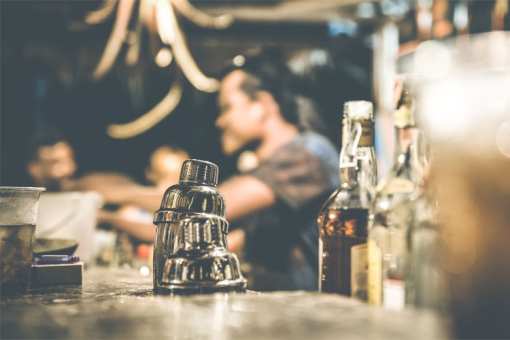 7 Best Speakeasies in Maine!